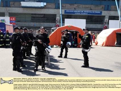 Polizeiübung für die EURO 2012 in Krakau  JAG090512_016
