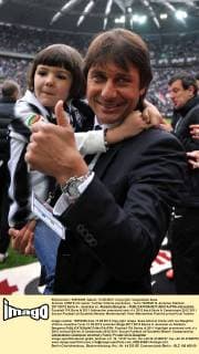 Antonio CONTE mit seiner Tochter Vittoria (Juventus) - Turin 13 05 2012 Juventus Stadium 2011 2012 Serie A - Juventus vs. Atalanta Bergamo - allexsabba