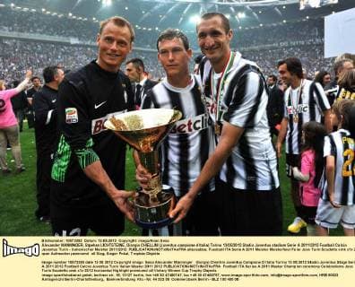 Alexander MANNINGER, Stpehan LICHTSTEINE, Giorgio CHIELLINI (Juventus campione d Italia) Torino 13 05 2012 Stadio Juventus stadium Serie A 2011 2012 Football Calcio Juventus Turin - italienischer Meister 2011 2012 allexsabba
