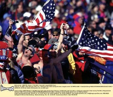 February 12, 2002 - Salt Lake City, Utah, U.S. - American fans cheer during the men s moguls event. OLYMPICS 2002 - Freestyle Skiing - ZUMAw10