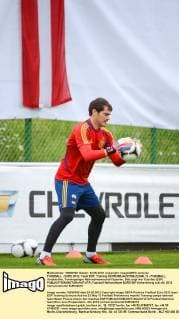 FUSSBALL - EURO 2012, Team ESP, Training SCHRUNS,AUSTRIA,23.MAI.12 - FUSSBALL, Vorberichte, Trainingslager Nationalmannschaft Spanien. Bild zeigt Iker Casillas (ESP). 
