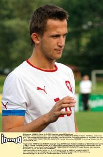 FUSSBALL - Thermenlandauswahl vs CZE, Testspiel BAD WALTERSDORF,AUSTRIA,23.MAI.12 - FUSSBALL, Vorberichte, IFCS, Trainingslager Nationalmannschaft Tschechien, Freundschaftsspiel, Thermenlandauswahl vs Tschechien. Bild zeigt Tomas Pekhart (CZE). 