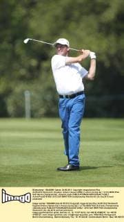 24.05.2012 Wentworth, England. Anders Hansen (DEN) in action during day 1 of the BMW PGA Golf Herren Championship. xDavidxLloydx  ActionPlus20167839