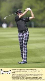 24.05.2012 Wentworth, England. Ian Poulter (ENG) in action during day 1 of the BMW PGA Golf Herren Championship. xDavidxLloydx  ActionPlus20167842