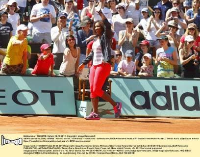 Serena Williams (USA) TENNIS : Roland Garros - Exhibition - 26 05 2012 - GwendolineLeGoff Panoramic 