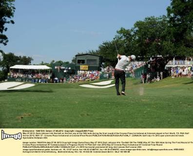 May 27,2012: Zach Johnson hits the ball on the fare way at the 18th hole during the final round of the Crowne Plaza Invitational at Colonial played in Fort Worth, TX. PGA Golf Herren 2012: MAY 27 - Crowne Plaza Invitational at Colonial Final Round - ZUMAc04