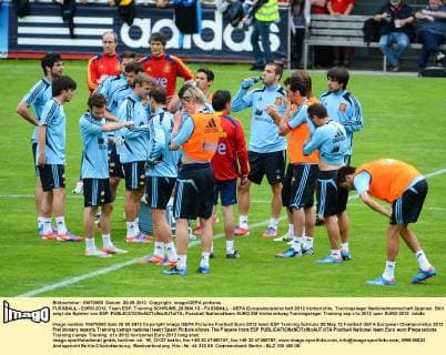 FUSSBALL - EURO 2012, Team ESP, Training SCHRUNS,,28.MAI.12 - FUSSBALL - UEFA Europameisterschaft 2012 Vorberichte, Trainingslager Nationalmannschaft Spanien. Bild zeigt die Spieler von ESP. 