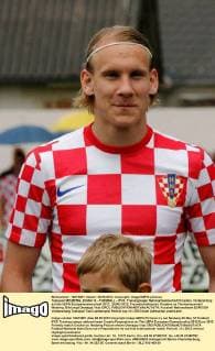 Testspiel NEUBERG, 28.MAI.12 - FUSSBALL - IFCS, Trainingslager Nationalmannschaft Kroatien, Vorbereitung auf die UEFA Europameisterschaft 2012 , EURO 2012, Freundschaftsspiel, Kroatien vs Thermenauswahl Neuberg. Bild zeigt Domagoj Vida (CRO). 