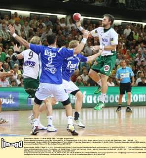 Toyota Handball Bundesliga Frisch Auf Göppingen vs. TV Grosswallstadt 30.05.12 EWS Arena Manuel SPAETH ( Frisch auf Göppingen ) Jens TIEDTKE ( TV Grosswallstadt ) Stefan KNEER ( TV Grosswallstadt ) Pavel HORAK ( Frisch auf Göppingen )