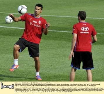 Milan Baros, Tomas Sivok of Czech during training before the preparatory match against Hungary.Prague, Czech Republic on May 31, 2012. (CTKxPhoto VitxSimanek)  CTKPhoto840201205310833001
