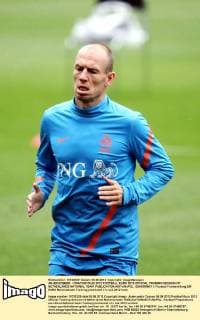 ARJEN ROBBEN CRACOW 05.06.2012 FOOTBALL EURO 2012 OFFICIAL TRAINING SESSION OF NETHERLANDS NATIONAL TEAM  120605MIN011