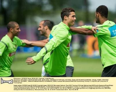 06.06.2012. OPALENICA, CENTRUM POBYTOWE. (EURO 2012) (TRAINING OF PORTUGAL NATIONAL TEAM). NZ RICARDO QUARESMA , MICAEL RUBEN, CRISTIANO RONALDO , ROLANDO -  20120606PAP_JK054