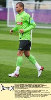 06.06.2012. OPALENICA, CENTRUM POBYTOWE. (EURO 2012) (TRAINING OF PORTUGAL NATIONAL TEAM). NZ PEPE  06062012FOTOMM0196