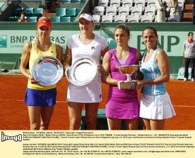 Maria Kirilenko (RUS) Nadia Petrova (RUS) Sara Errani (ITA) et Roberta Vinci (ITA) TENNIS : Finale Double Feminin - Roland Garros - J13 - 08 06 2012 GwendolineLeGoff 