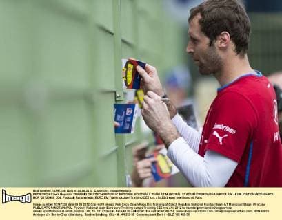 PETR CECH Czech Republic TRAINING OF CZECH REPUBLIC NATIONAL FOOTBALL TEAM AT MUNICIPAL STADIUM OPOROWSKA WROCLAW -  BOR_20120609_934