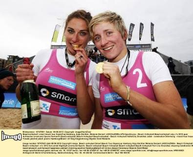 Beachvolleyball: smart beach tour SuperCup Hamburg, Anja Günther, Melanie Gernert xHOCHxZWEIx xPhilippxSzyzax