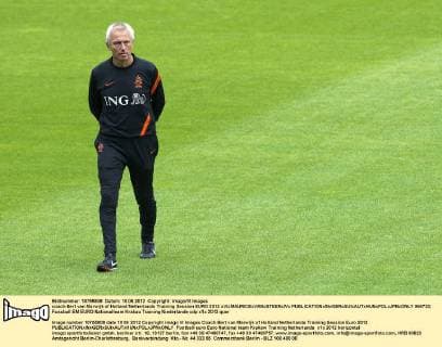 coach Bert van Marwijk of Holland Netherlands Training Session EURO 2012 xVIxMAURICExVANxSTEENxIVx 966722