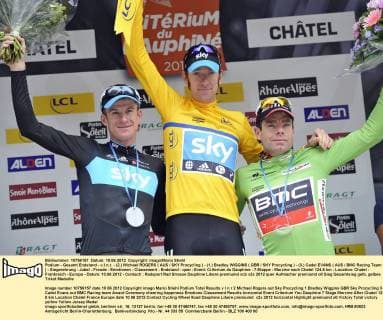 Podium - Gesamt Endstand - v.l.n.r. - (2.) Michael ROGERS ( AUS SKY Procycling ) - (1.) Bradley WIGGINS ( GBR SKY Procycling ) - (3.) Cadel EVANS ( AUS BMC Racing Team ) - Siegerehrung - Jubel - Freude - Emotionen - Classement - Endstand - quer - Event: Criterium du Dauphine - 7.Etappe - Morzine nach Chatel 124.5 km - Location: Chatel - Frankreich - Europa - Datum: 10.06.2012 - Contact