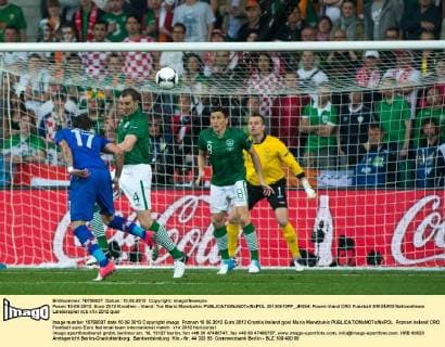 Posen 10-06-2012. Euro 2012 Kroatien - Irland: Tor Mario Mandzukic  20120610PF_JK054