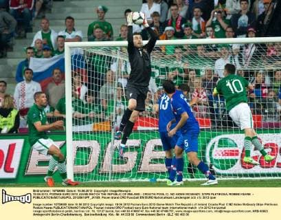 10.06.2012. POZNAN EURO 2012 (GAME MATCH THE REPUBLIC OF IRELAND - CROATIA POOL C). NZ AIDEN MCGEADY, STIPE PLETIKOSA, ROBBIE KEANE -  20120610PF_JK109