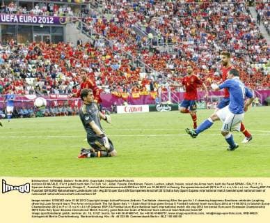 Antonio DI NATALE, ITA11 jubelt nach dem Tor zum 1-0 , Jubel, Freude, Emotionen, Feiern, Lachen, jubelt, freuen, reisst die Arme hoch, ballt die Faust SPAIN - ITALY (1 :1 ), Spanien-Italien Gruppenspiel, Gruppe C , Fussball Nationalmannschaft EM Euro 2012 am 10.06.2012 in Danzig, Europameisterschaft 2012 in P o l e n, U k r a i n e