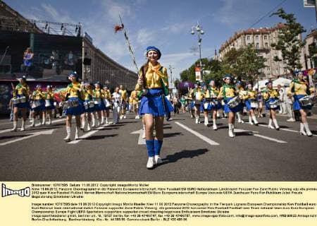 Kiew 11.06.2012, Fanzone Choreographie in der Fanmeile Europameisterschaft