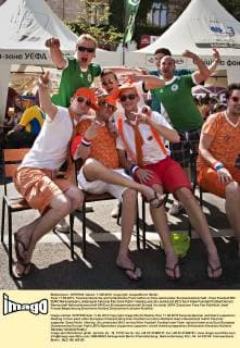 Kiew 11.06.2012, Fanzone Deutsche und holländische Fans treffen in Kiew aufeinander Europameisterschaft