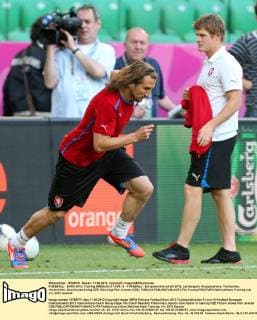 FUSSBALL - EURO 2012, Training BRESLAU,11.JUN.12 - FUSSBALL - Europameisterschaft 2012, Länderspiel, Gruppenphase, Tschechien, Vorberichte, Abschlusstraining CZE. Bild zeigt Petr Jiracek (CZE). 