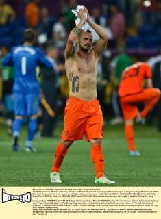 13.06.2012 Ukraine, Kharkiv : Ukraine, Kharkiv. Netherlands national team player Wesley Sneijder in the group stage European Football Championship match between teams of the Netherlands and Germany. xMaloletkaxEVGENIYx  ActionPlus11289949