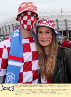 FUSSBALL - EURO 2012, POSEN, 14.JUN.12 - FUSSBALL - UEFA Europameisterschaft 2012, Länderspiel, Gruppenphase, Kroatien. Bild zeigt Fans. 