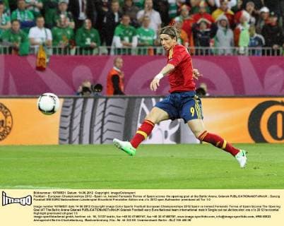 Football - European Championships 2012 - Spain vs. Ireland Fernando Torres of Spain scores the opening goal at the Baltic Arena, Gdansk 