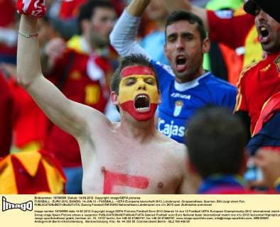 FUSSBALL - EURO 2012, DANZIG, 14.JUN.12 - FUSSBALL - UEFA Europameisterschaft 2012, Länderspiel, Gruppenphase, Spanien. Bild zeigt einen Fan. 