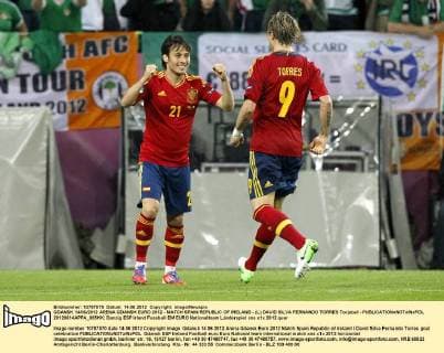 GDANSK 14 06 2012 ARENA GDANSK EURO 2012 - MATCH SPAIN REPUBLIC OF IRELAND - (L) DAVID SILVA FERNANDO TORRES Torjubel -  20120614APPA_005KK