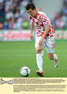 FUSSBALL EUROPAMEISTERSCHAFT 2012 VORRUNDE Italien - Kroatien 14.06.2012 Ivan Perisic (Kroatien) Einzelaktion am Ball 