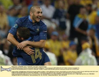 (L-R) Karim Benzema of France, Jeremy Menez of France Ukraine v France Group D: UEFA EURO 2012 2011 2012 xVIxHenkxJanxDijksxIVx 978256