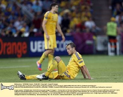 (L-R) Yevhen Selin of Ukraine, Oleh Gusev of Ukraine Ukraine v France Group D: UEFA EURO 2012 2011 2012 xVIxHenkxJanxDijksxIVx 978265