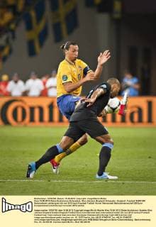 Kiew 15.06.2012 Zlatan Ibrahimovic (Schweden), Glen Johnson (England) Schweden - England