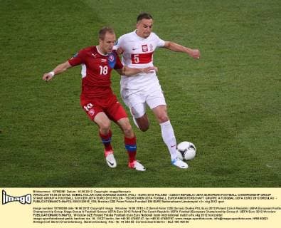 WROCLAW 16.06.2012 N Z: DANIEL KOLAR (CZE) DARIUSZ DUDKA (POL) - EURO 2012 POLAND - CZECH REPUBLIC UEFA EUROPEAN FOOTBALL CHAMPIONSHIP GROUP STAGE GROUP A FOOTBALL SOCCER UEFA EURO 2012 POLEN - TSCHECHIEN UEFA FUßBALL EUROPAMEISTERSCHAFT GRUPPE A FUSSBAL UEFA EURO 2012 BRESLAU -  MAO120616_035