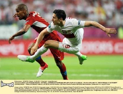 16.06.2012 WROCLAW STADION MIEJSKI FOOTBALL EUROPEAN CHAMPIONSHIPS UEFA EURO 2012 CZECHY - POLSKA (POLAND VS. CZECH REPUBLIC) N Z ROBERT LEWANDOWSKI -  20120616LUK018