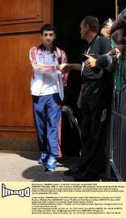 WARSAW, POLAND. JUNE 17, 2012. Russia s midfielder Alan Dzagoyev leaves the Bristol Hotel. Russia failed to reach the Euro 2012 quaterfinal after losing 0-1 in a Group Stage match against Greece.  RE10153E