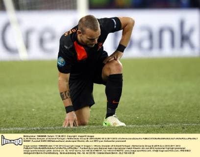 (L-R) Wesley Sneijder of Holland Portugal v Netherlands Group B: UEFA EURO 2012 2011 2012 xVIxHenkxJanxDijksxIVx 982097