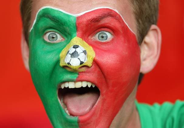 17.06.2012. Kharkiv. Portugal fans during the Euro 2012 football championships match, on June 17, 2012 at the Metalist stadium in Kharkiv. xMALOLETKAxEVGENIYx  ActionPlus11292403