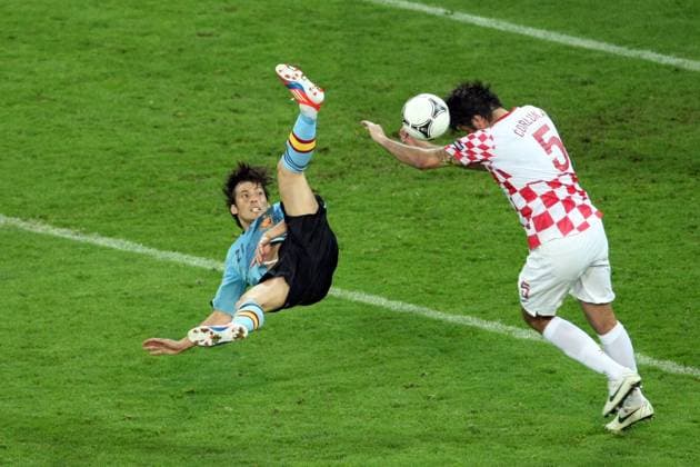 GDANSK 18.06.2012 - UEFA EURO 2012 CHAMPIONSHIP GROUP C MATCH: CROATIA - SPAIN 0:1 DAVID SILVA VEDRAN CORLUKA -  0S3G7706