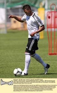 FUSSBALL - EURO 2012, GER, Training DANZIG,POLEN,19.JUN.12 - FUSSBALL - UEFA Europameisterschaft 2012 in Polen und der Ukraine, Länderspiel, Nationalteam Deutschland, Training. Bild zeigt Jerome Boateng (GER). 