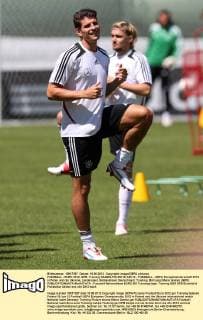 FUSSBALL - EURO 2012, GER, Training DANZIG,POLEN,19.JUN.12 - FUSSBALL - UEFA Europameisterschaft 2012 in Polen und der Ukraine, Länderspiel, Nationalteam Deutschland, Training. Bild zeigt Mario Gomez (GER). 