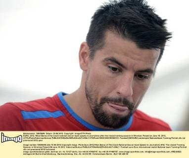 EURO, 2012. Milan Baros of the Czech national soccer team speaks to journalists after the closed training session in Wroclaw, Poland on June 19, 2012. (CTKxPhoto KaterinaxSulova)  CTKPhoto726201206190352101