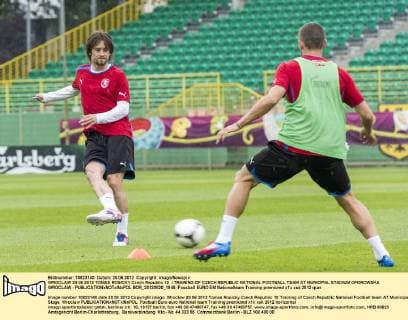 WROCLAW 20 06 2012 TOMAS ROSICKY Czech Republic 10 TRAINING OF CZECH REPUBLIC NATIONAL FOOTBALL TEAM AT MUNICIPAL STADIUM OPOROWSKA WROCLAW -  BOR_20120620_1948