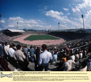 Neckarstadion - Heimspielstätte des VfB Stuttgart