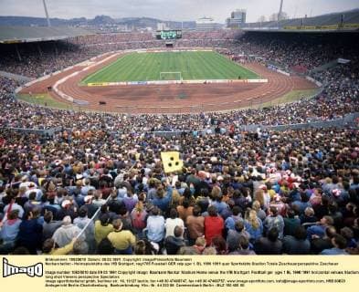 Neckarstadion - Heimspielstätte des VfB Stuttgart