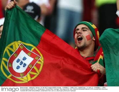 FUSSBALL - EURO 2012, WARSCHAU, 21.JUN.12 - FUSSBALL - UEFA Europameisterschaft 2012, Länderspiel, Viertelfinale, Portugal. Bild zeigt einen Fan. 